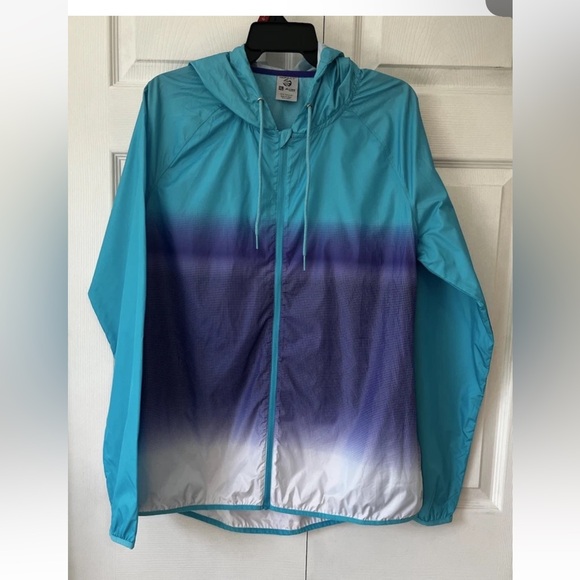 Jillian Michaels Jackets & Blazers - impact jillian michaels  Lightweight Nylon jacket size XL